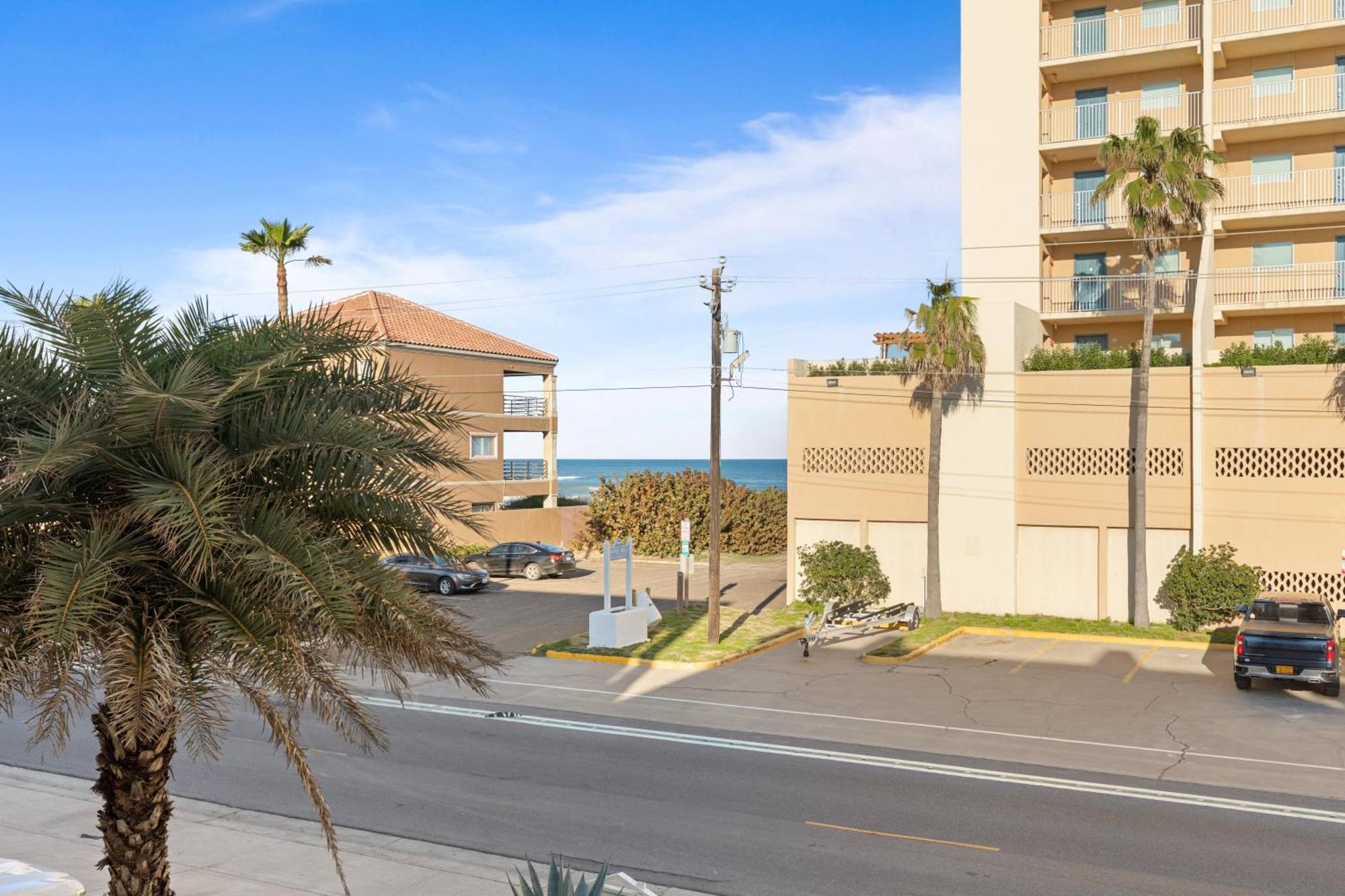 Coronado Get-Away At Fantasy Circle South Padre Island Exterior photo